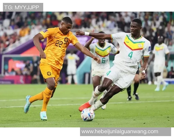 寸头球星的崛起与变革 足球世界中的新锋线力量